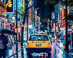 Неоновые огни ночного Токио